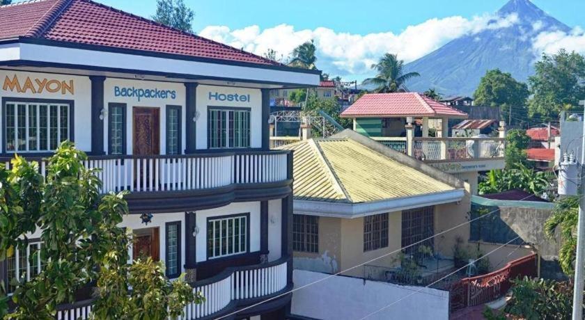 Mayon Backpackers Hostel Легаспі Екстер'єр фото